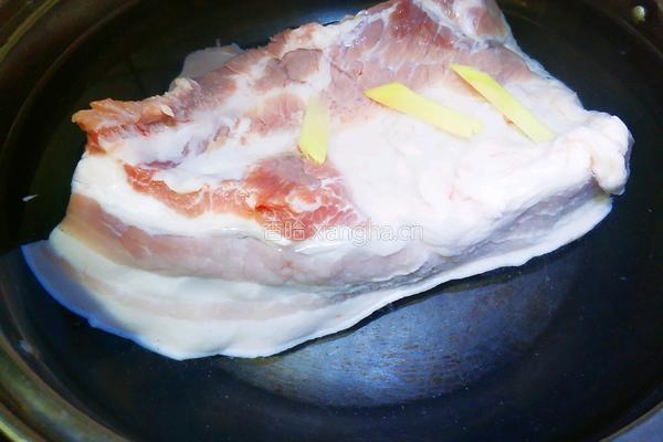 青蒜回锅肉的做法图解2