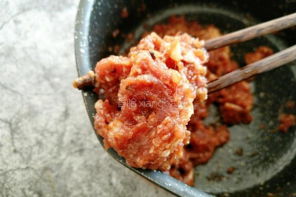东北酸菜猪肉饺子的做法图解13