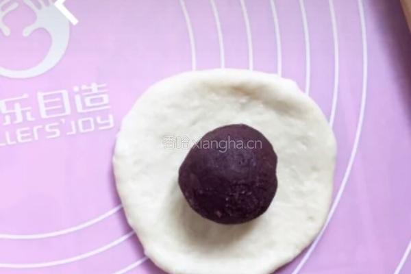 毛毛虫面包的做法图解3