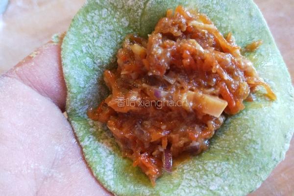 新文美食 羊肉胡萝卜百材饺子的做法图解13