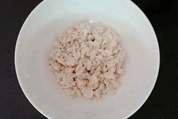 什蔬鱼肉粥 (宝宝辅食）的做法图解3