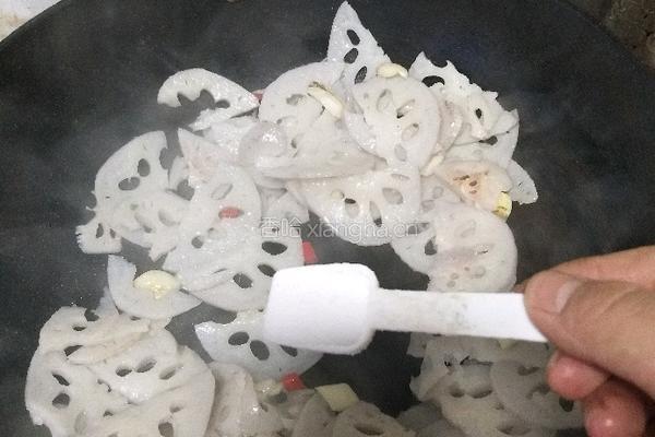 素炒藕片的做法图解9