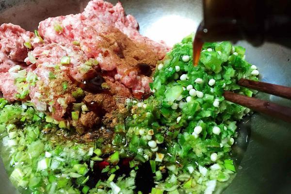 猪肉秋葵馅水饺的做法图解7