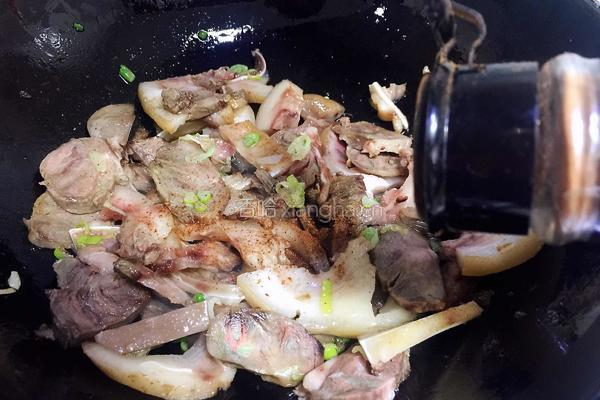 回锅猪头肉的做法图解6