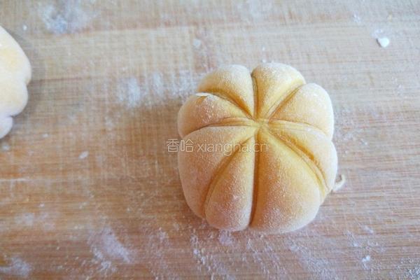 新文美食 南瓜玫瑰细沙包的做法图解17