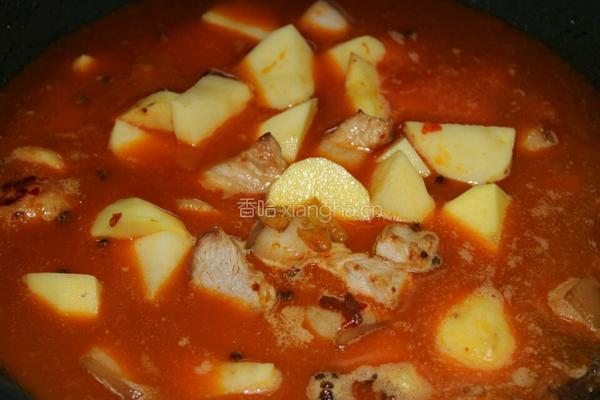 红烧肉炖土豆的做法图解8