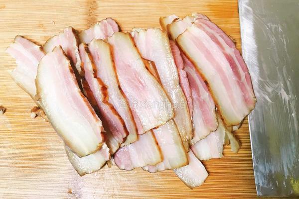 四川—核桃花炒腊肉的做法图解6