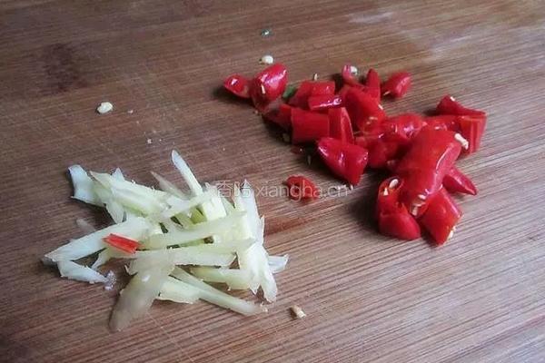 韭菜炒河虾的做法图解3