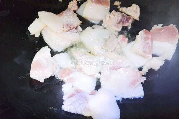 五花肉炒菜头的做法图解6