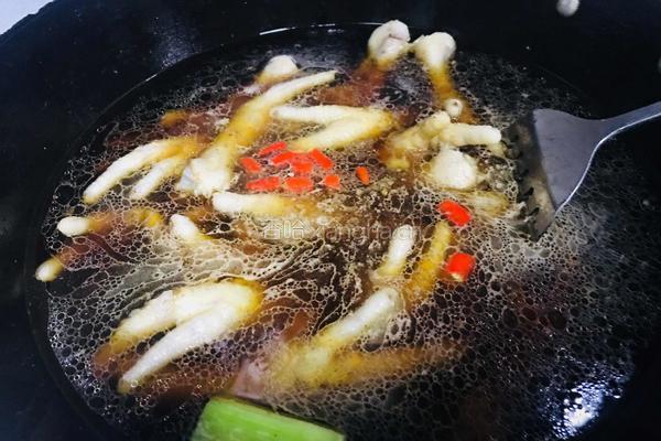 卤鸡爪的做法图解10