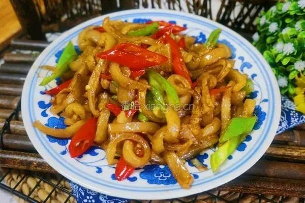 辣椒炒猪皮的做法图解8