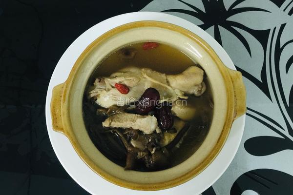 广东味~茶树菇鸡腿汤的做法图解4