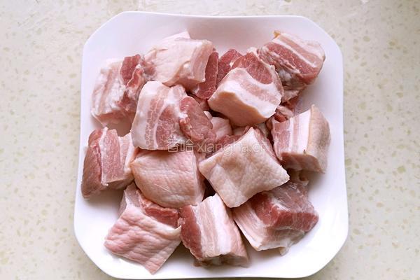 红烧肉的做法图解1