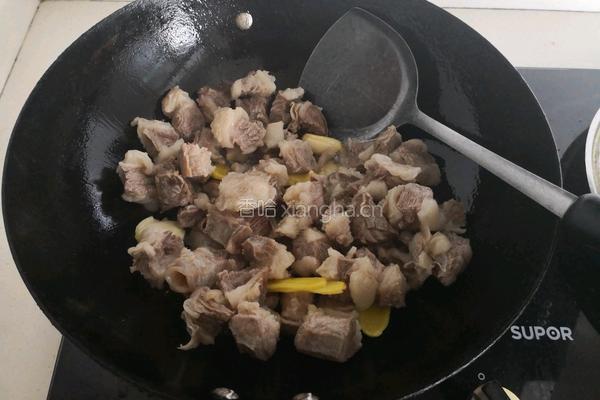 萝卜烧牛腩的做法图解9