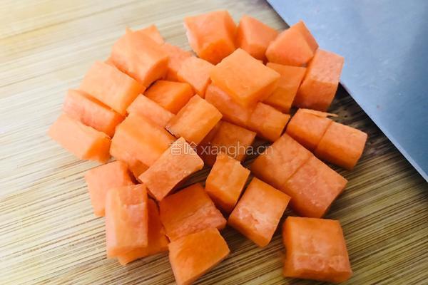 糖醋藕丁的做法图解2