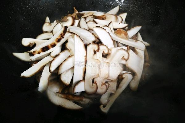  花菇片炒猪内脊的做法图解12