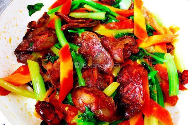 芹菜炒腊肉的做法图解10