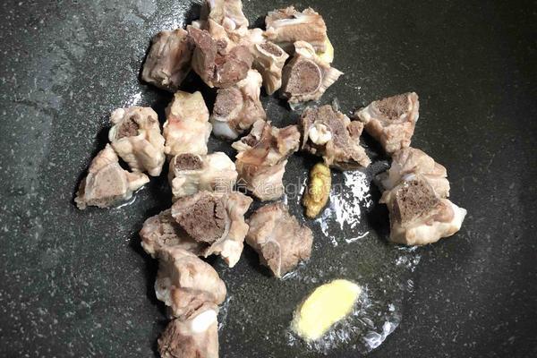 粤式农家菜－红薯焖排骨的做法图解3