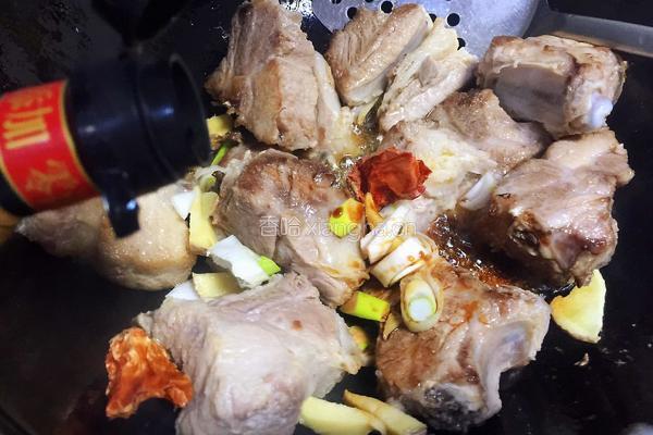 排骨粉条炖蘑菇的做法图解7