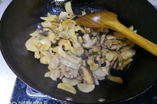 肉炒双菇的做法图解7