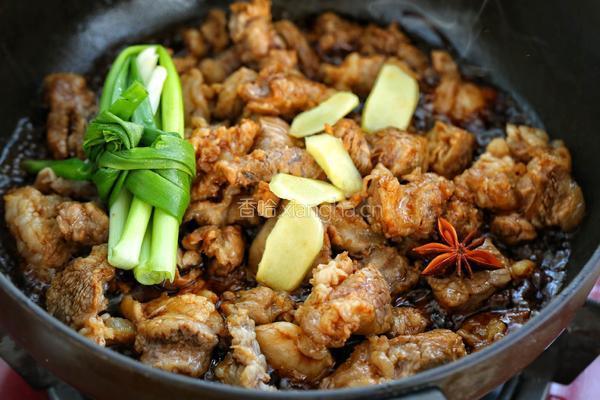 牛肉胡萝卜炖土豆的做法图解4