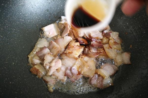  螺丝椒炒腊肉的做法图解10
