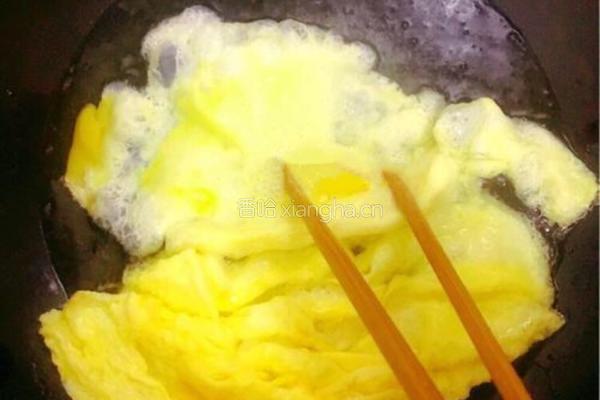 蛋炒四季豆的做法图解2