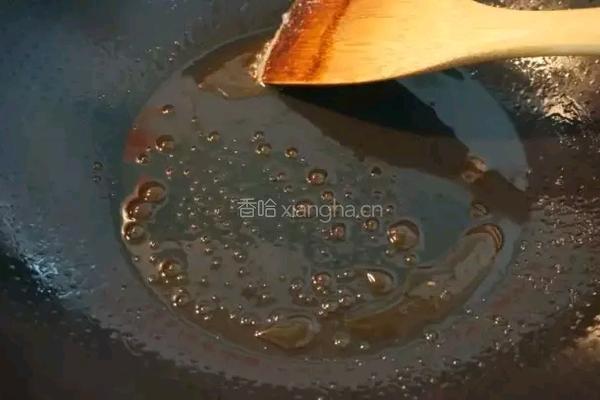 红烧肉煨蛋的做法图解3