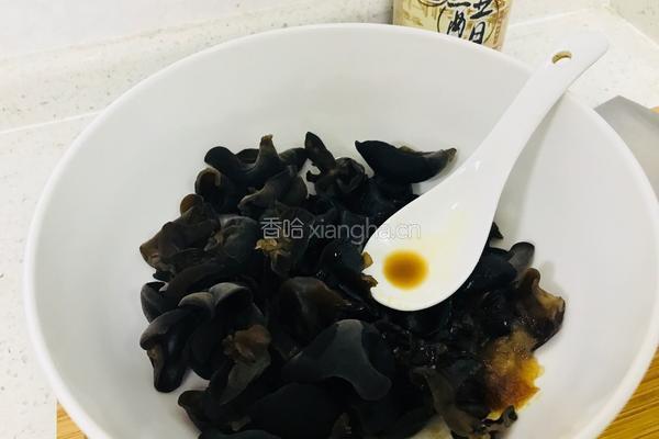 凉拌黑木耳的做法图解9