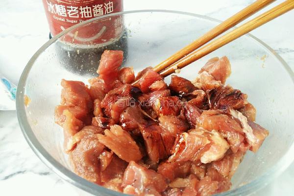麻辣孜然牛肉粒的做法图解3