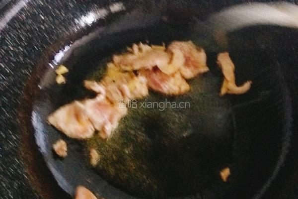 火腿蒜薹炒肉的做法图解3