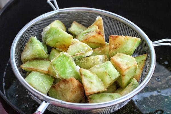 东北茄子溜肉段的做法图解5