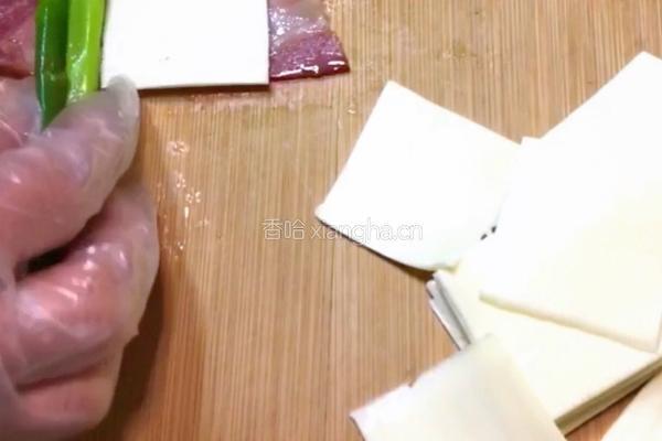 芦笋芝士培根卷的做法图解8