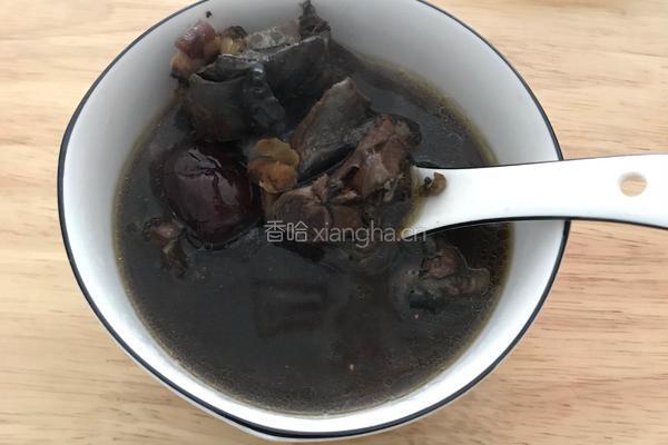八珍乌鸡汤