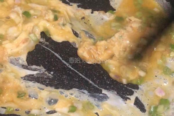家常葱花炒滑蛋的做法图解6