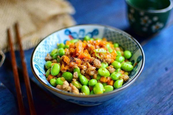 肉末炒毛豆的做法图解10