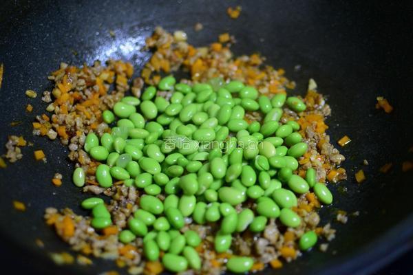 肉末炒毛豆的做法图解7