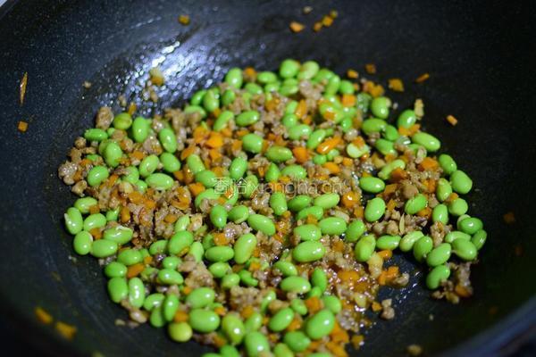 肉末炒毛豆的做法图解9
