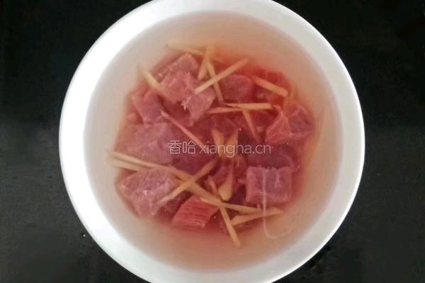 番茄牛肉疙瘩面 (宝宝辅食）的做法图解2