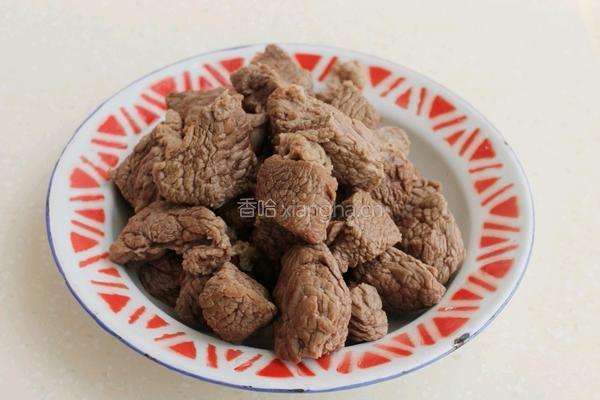 毛芋圣女果炖牛肉的做法图解5