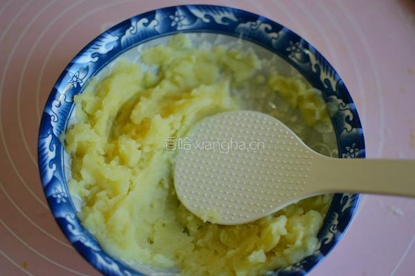 炸土豆饼的做法图解3