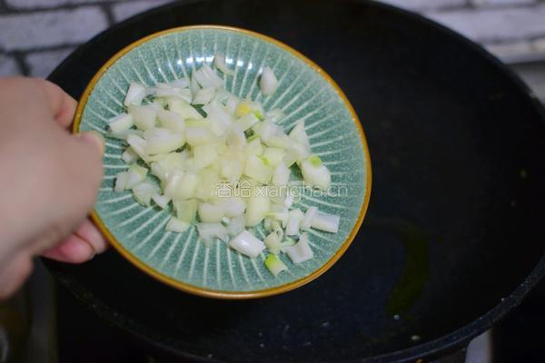 虾仁五彩炒饭的做法图解4
