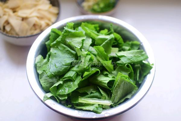 小白菜炒干豆腐的做法图解2