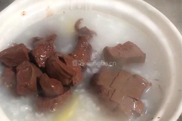 粤式-猪红生菜粥的做法图解3