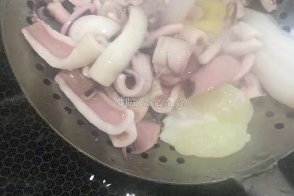 大葱炒鱿鱼的做法图解5
