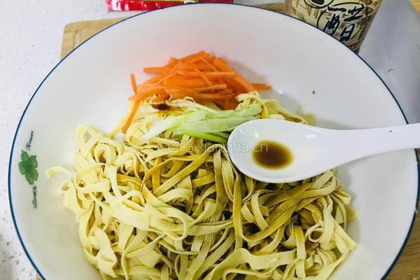 凉拌干豆腐丝的做法图解6