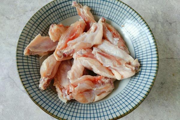 南乳翅中的做法图解1