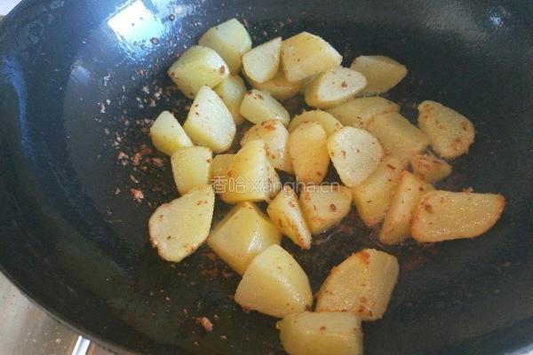张家口特色菜 土豆熬金瓜的做法图解6