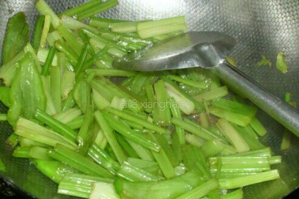 素炒芹菜的做法图解6