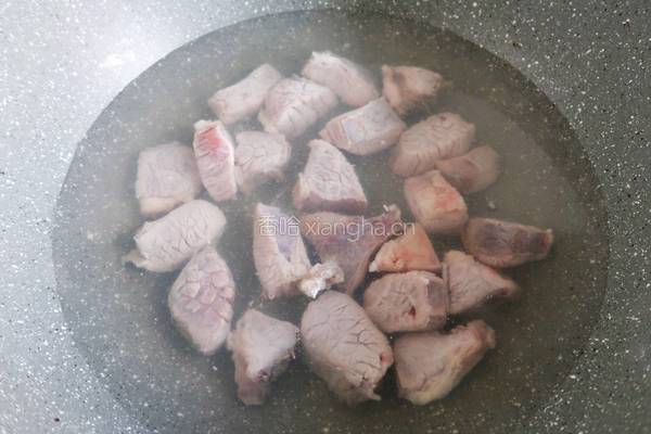 土豆烧牛腩的做法图解4